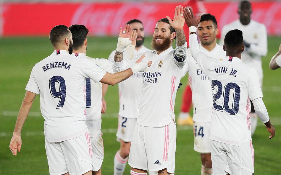 体育WTA斯图加特站：郑钦文1-2科斯丘克 无缘八强